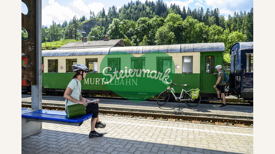 Die Murtalbahn als Begleiter des Murradweges | © STG | pixelmaker.at