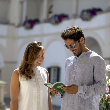 Im Schlosshof von Schloss Herberstein | © STG | Tom Lamm