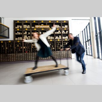 Einfach bestellen - und schon kommt der Lebkuchen angeflogen :-) erLEBZELTEREI Pirker | © STG | Tom Lamm