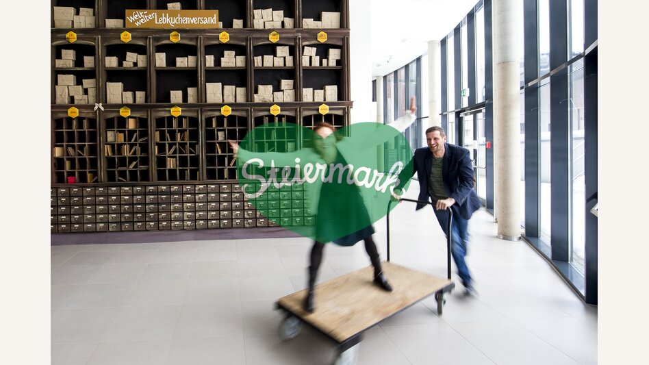 Einfach bestellen - und schon kommt der Lebkuchen angeflogen :-) erLEBZELTEREI Pirker | © STG | Tom Lamm