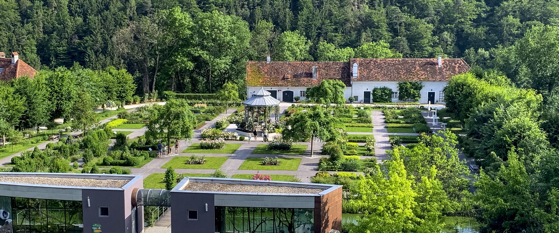 Historic garden in the castle of Herberstein | © Steiermark Tourismus | Klein