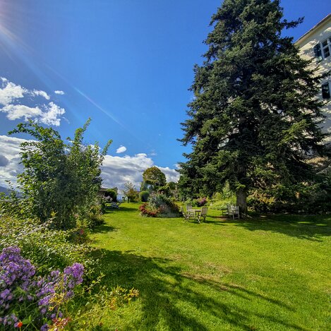 Schloss Kapfenstein der Familie Winkler-Hermaden | © STG | Günther Steininger