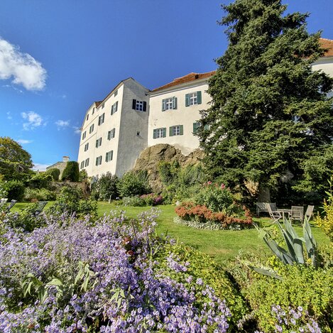Schloss Kapfenstein der Familie Winkler-Hermaden | © STG | Günther Steininger