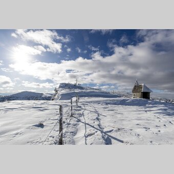 Skitour auf der Frauenalpe mit Apollonia-Kapelle | © STG | Tom Lamm