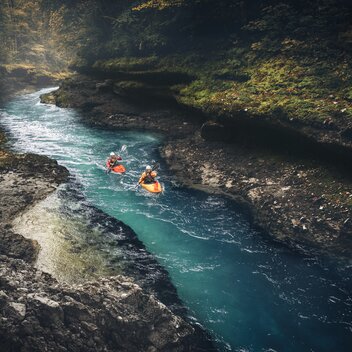 Kajaken in der Konglomeratschlucht Plafau; Nationalpark Gesäuse | © Nationalpark Gesäuse | Stefan Leitner | Bild-Nutzung nur in Zusammenhang mit dem Nationalpark Gesäuse möglich.