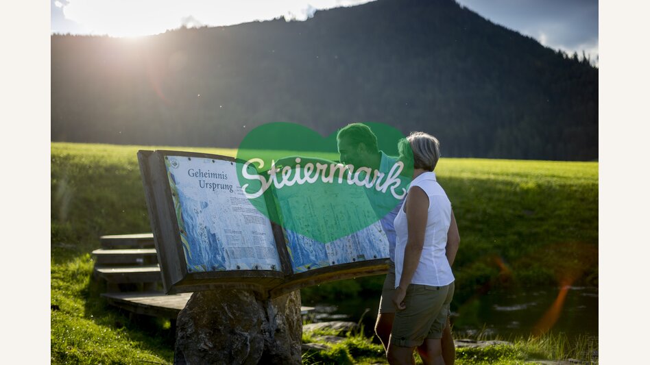 Bei der Zeutschacher Ursprungsquelle | © STG | Tom Lamm