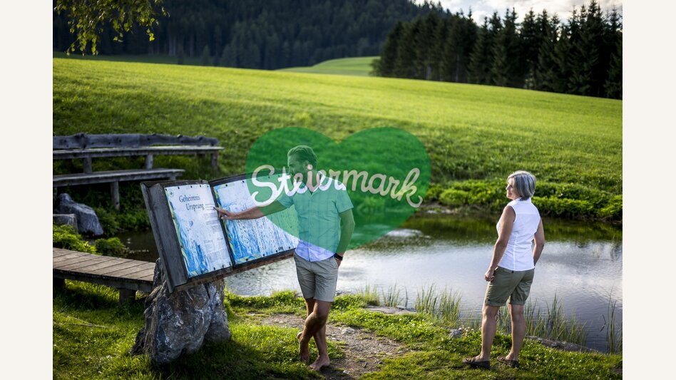 Bei der Zeutschacher Ursprungsquelle | © STG | Tom Lamm