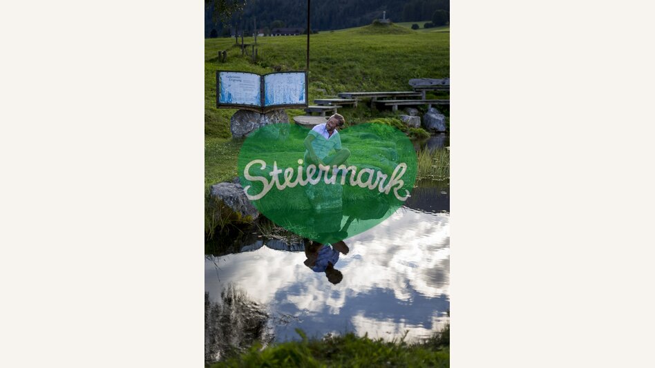 Bei der Zeutschacher Ursprungsquelle | © STG | Tom Lamm