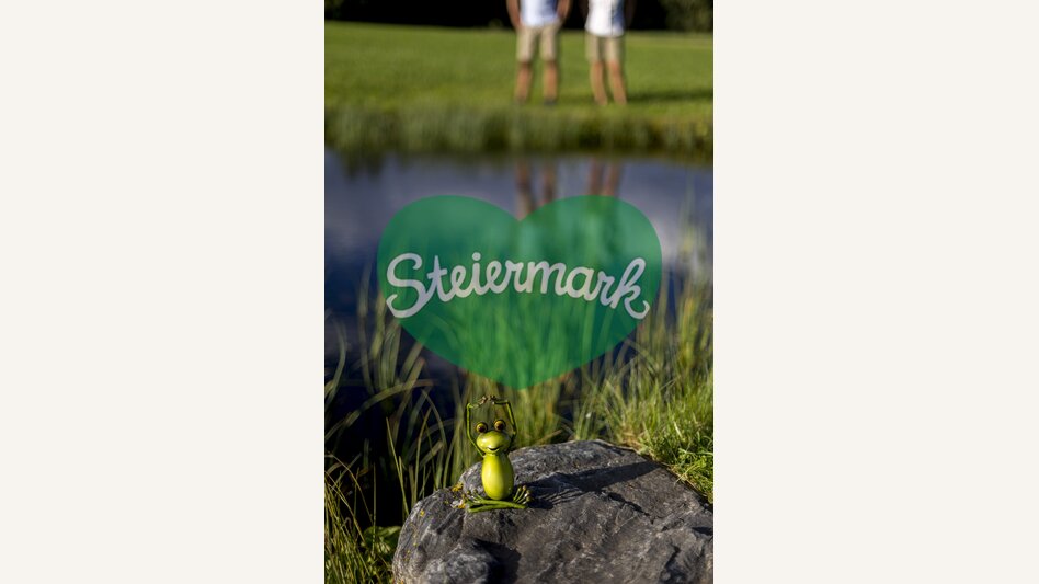 Steiermark-Frosch bei der Zeutschacher Ursprungsquelle | © STG | Tom Lamm