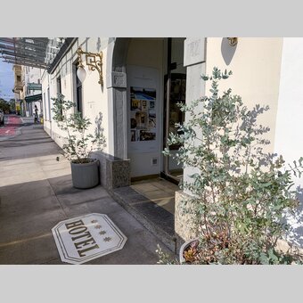 Hoteleingang Schlossberghotel Graz | © STG | Sarah Valda