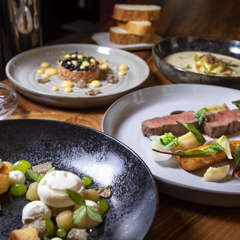 Trüffelspeisen beim Grazer Trüffelfestival | © Graz Tourismus | Werner Krug