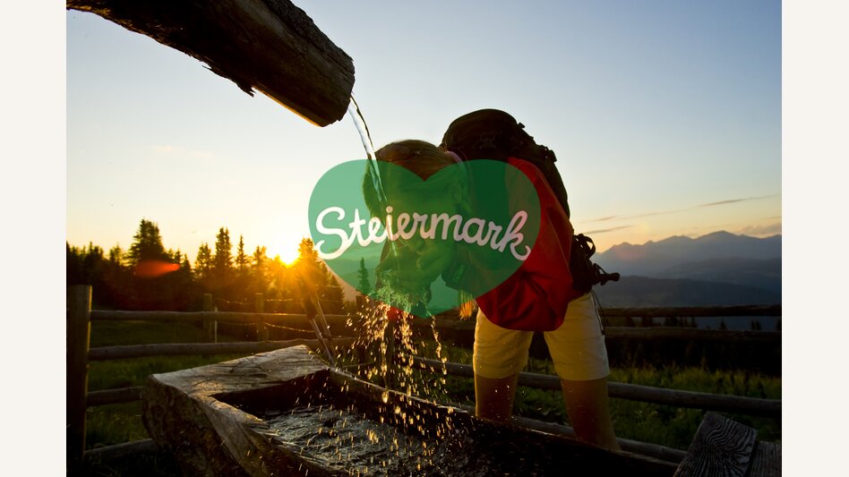 Erfrischung auf der Frauenalpe | © STG | Tom Lamm