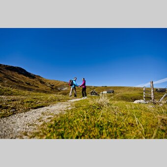 Auf der Schneealm im Naturpark Mürzer Oberland | © STG | Tom Lamm | ETZ Projekt Hiking & Biking SI-AT