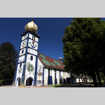 St. Barbarakirche Hundertwasser in Bärnbach | © STG | Harry Schiffer | ETZ-Pilgrimage Europe SI-AT