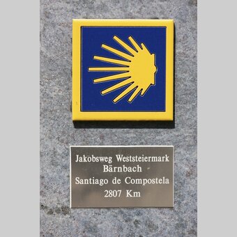 Start bei der St. Barbarakirche Hundertwasser in Bärnbach | © STG | Harry Schiffer | ETZ-Pilgrimage Europe SI-AT