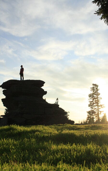 Teufelstein in den Fischbacher Alpen | © Andrea Rennhofer