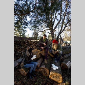 Spätherbstliche Wanderpause in Semriach | © STG | Tom Lamm