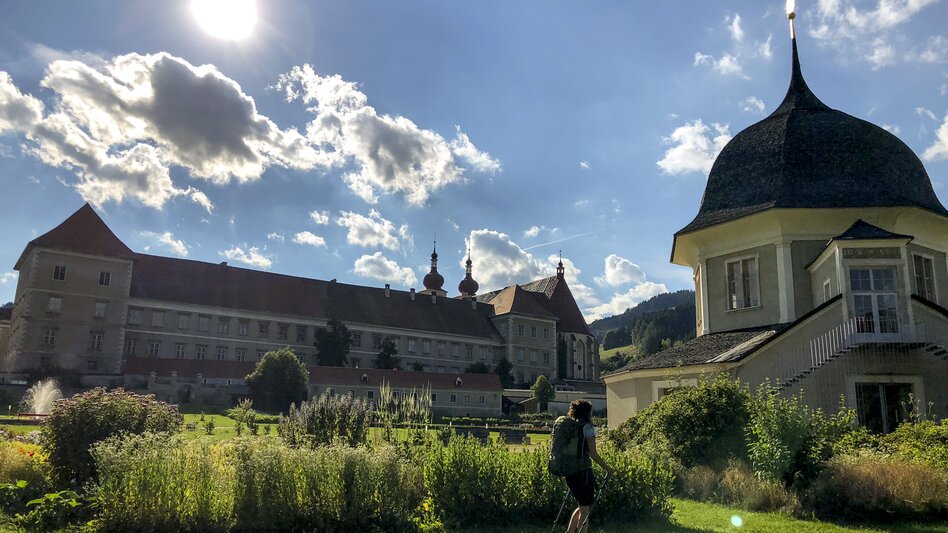 Arrival at Stift St. Lambrecht | © Steiermark Tourismus | Martina Traisch