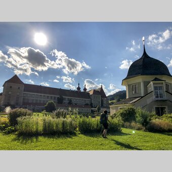 Stift St. Lambrecht an der Wanderroute Vom Gletscher zum Wein | © STG | Martina Traisch