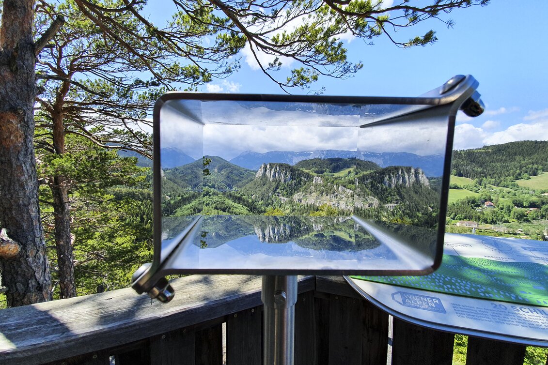 20 Schilling-Blick am Bahnwanderweg am UNESCO Weltkulturerbe Semmeringbahn | © STG | Günther Steininger