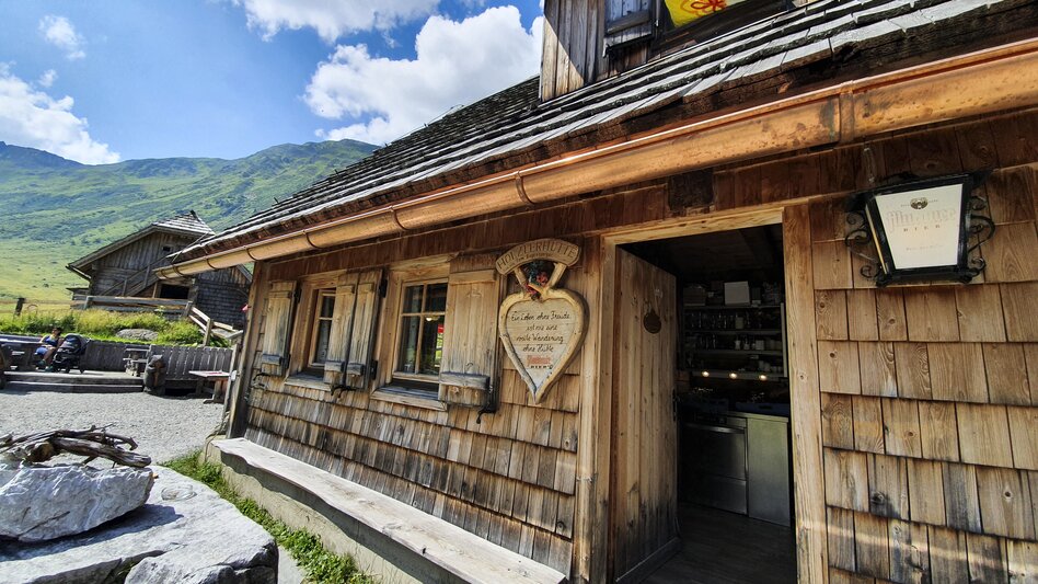 Hölzlerhütte at the Eselsberger Alm | © Steiermark Tourismus | Günther Steininger