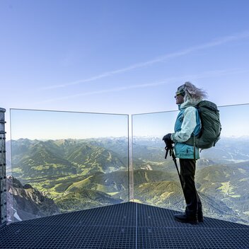 Skywalk am Dachstein, Start der Wanderroute Vom Gletscher zum Wein | © STG | pixelmaker.at