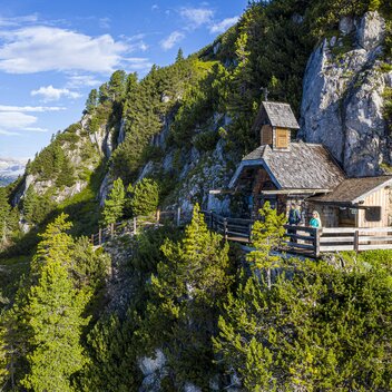 Friedenskircherl am Stoderzinken mit Dachstein | © STG | pixelmaker.at