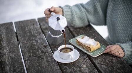 Süßer Apfelstrudel als Nachtisch | © STG | Tom Lamm