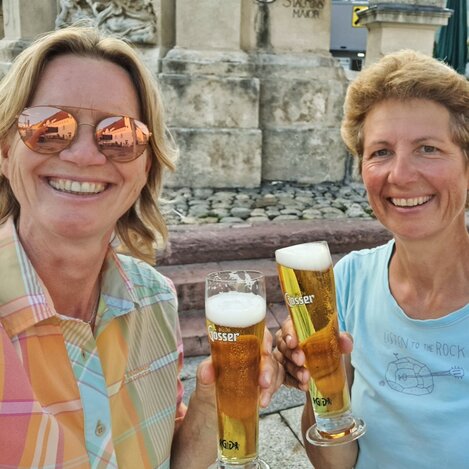 Abschluss in Leoben - Prost! | © WEGES