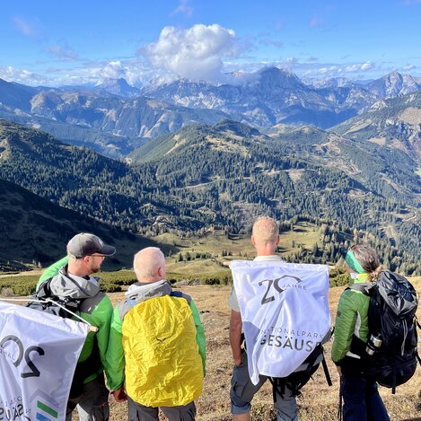 Mit spektakulären Ausblicken wurde die Wandertruppe für ihre Mühen belohnt. | © STG | Barbara Kelz 