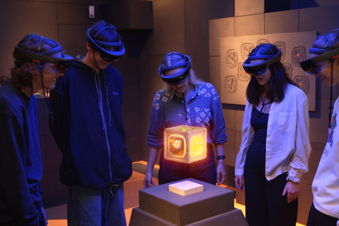 „CoSA_A(R)dventure“, Raum "Tempel des Regens" mit Hologramm | © Universalmuseum Joanneum/ | J.J. Kucek