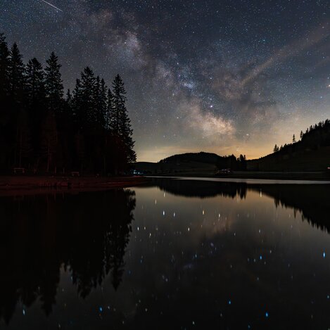 Sternschnuppen und Sternenhimmel über der Steiermark | © STG | AdobeStock/Christoph Trois