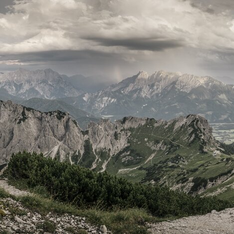 Wanderer beim Admonter Haus/der Admonter Warte; Nationalpark Gesäuse | © Nationalpark Gesäuse / Stefan Leitner | Stefan Leitner
