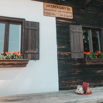 Die urige Arzberghütte | Renner/Valda | © Steiermark Tourismus