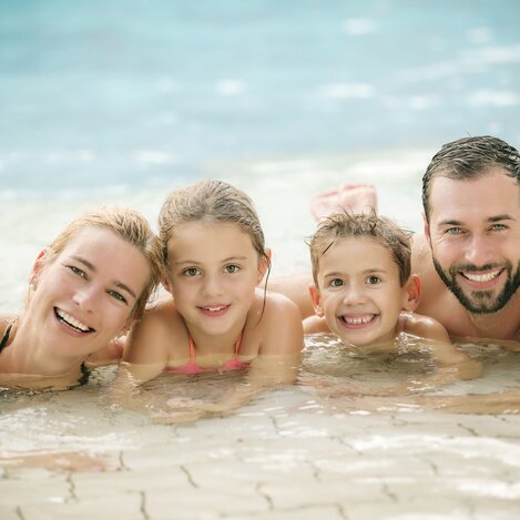 Familienspaß im Wasser | © H2O Hoteltherme GmbH | Eisenberger | © H2O Hoteltherme GmbH