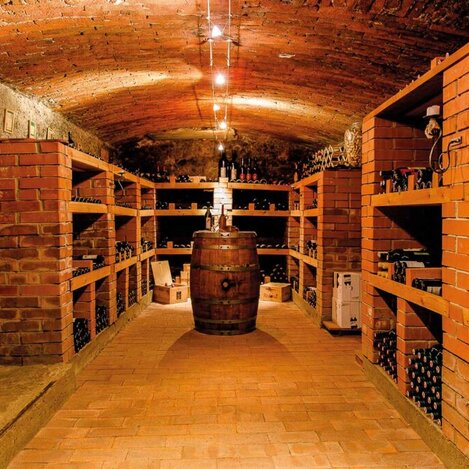 Weinkeller im Gasthof Bräuer | © Gasthof Bräuer | Eibensteiner