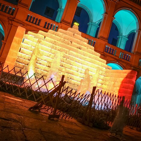 Die Grazer Eiskrippe im Landhaushof | © STG | Jaden Gynes