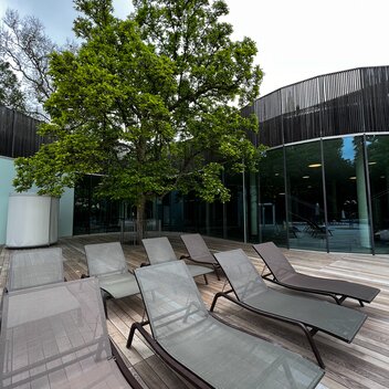 Bad Gleichenberg Liegen außen | © STG