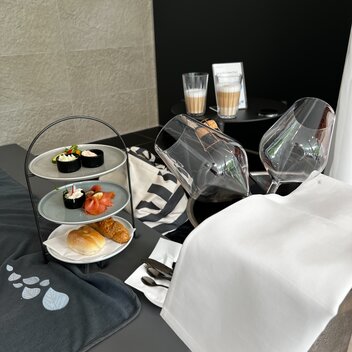 Bad Gleichenberg Bad Gleichenberg Köstlichkeiten und Sekt | © STG