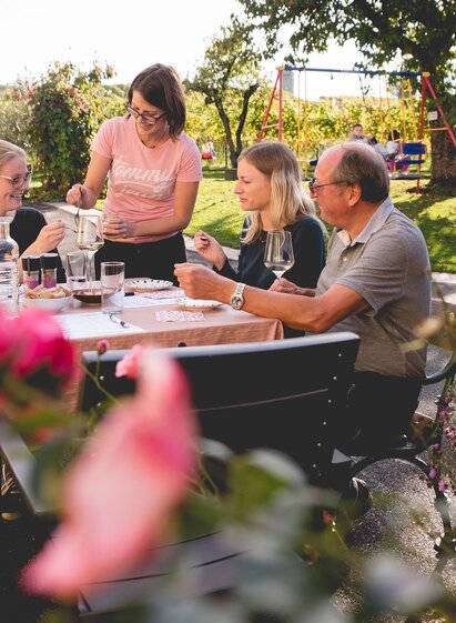 Verkostung von Katharina´s Delikatessen | © Katharina Schwarzl | Tine Zorec | © Katharina Schwarzl | Tine Zorec