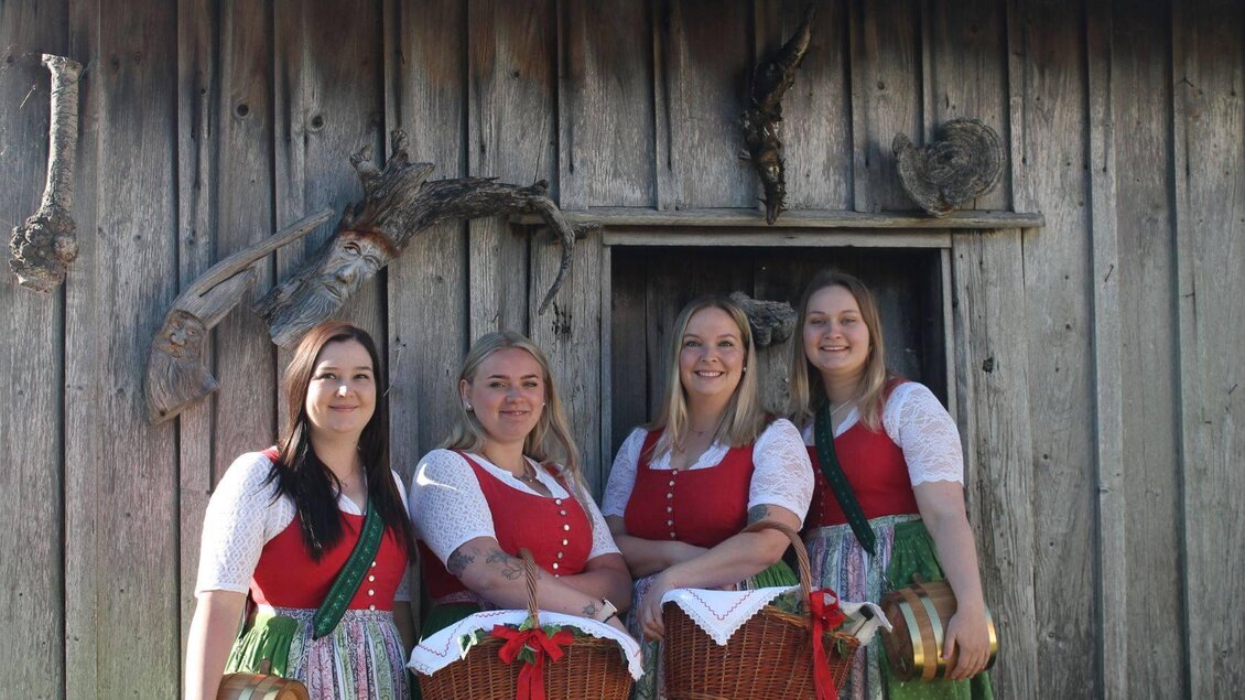 Feuerwehrmusik Lupitsch, Altaussee, Marketenderinn | © Carolina Daxner