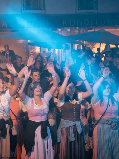 Hauser Schlossplatzfest 2024 | © Elisa Kristin Ho Photo