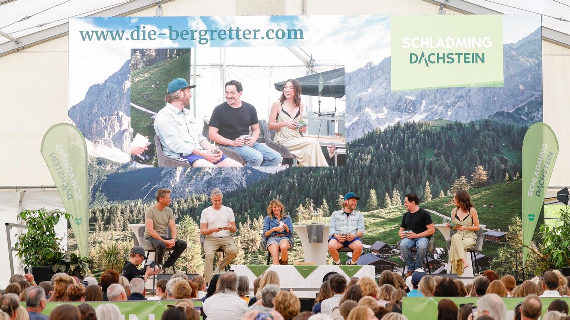 Schauspieler auf der Bühne | © Martin Huber