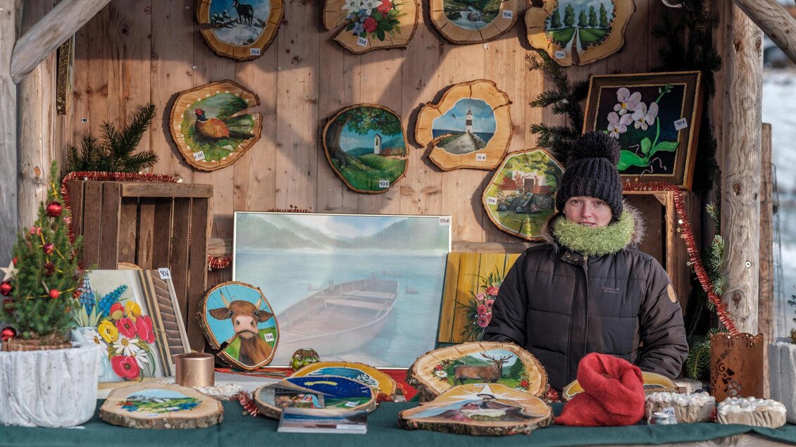 Aussteller mit verschiedenen Produkten beim Moarhofhechtl in Passail | © Tourismusverband Oststeiermark