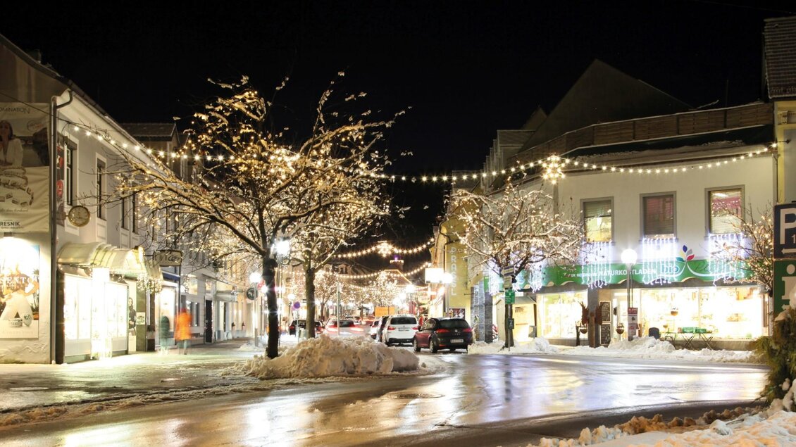 thumbnail_Advent in der Stadt_Hauptplatz Foto Sima