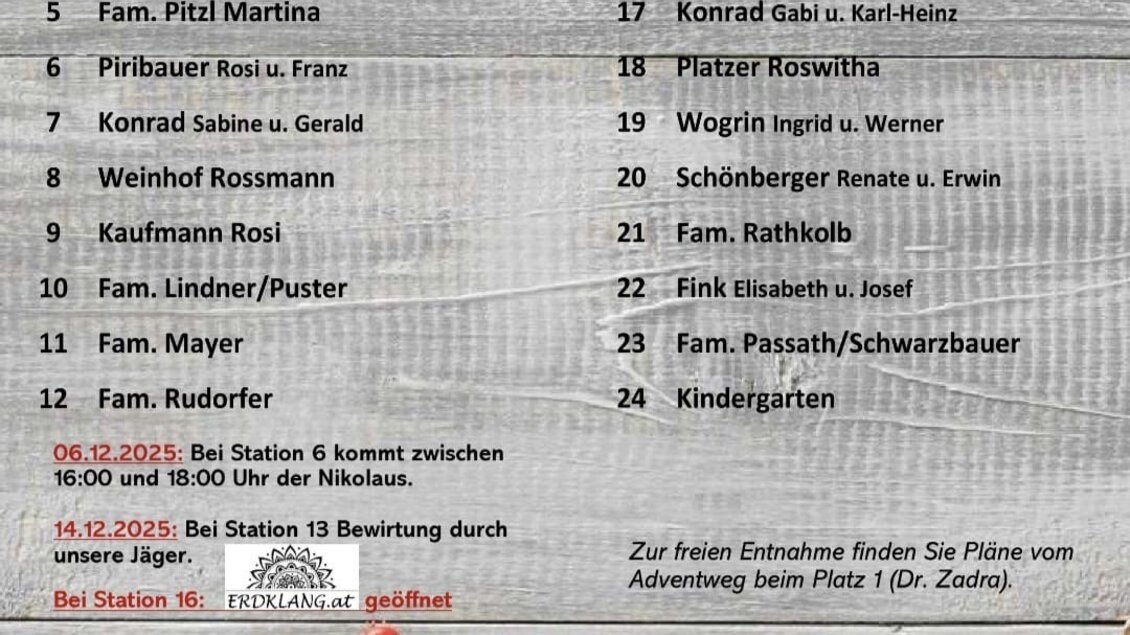Ein Ereignisplakat mit einer Liste von Familiennamen und Terminen. Es enthält Informationen zu einem Adventsmarkt und zwei Datumsangaben für Veranstaltungen. | © Chorgemeinschaft Bierbaum
