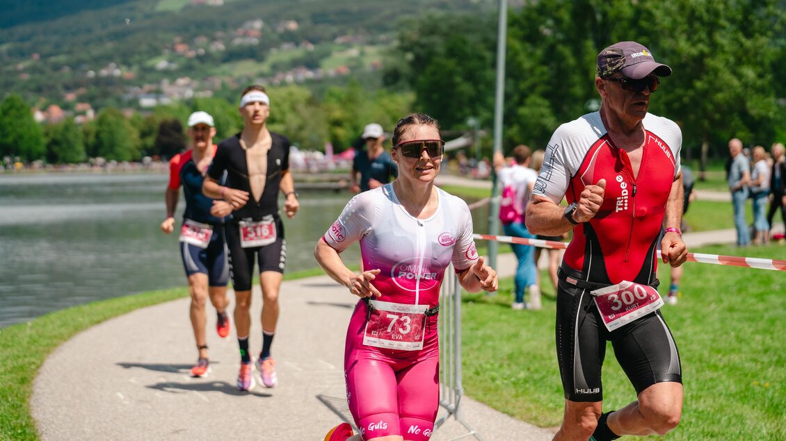 <p>Apfelland Triathlon: Laufen rund um den Stubenbergsee.</p> | © OMNi-BiOTiC® POWERTEAM