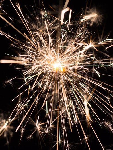 A sparkler is visible. | © Pixabay