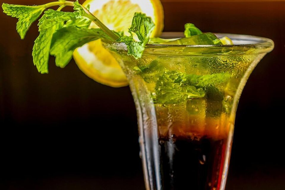 zu sehen ist ein Cocktail. | © Pixabay