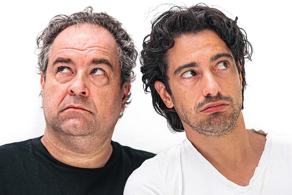 Zwei Männer mit unterschiedlichen Gesichtsausdrücken. Der eine schaut skeptisch, während der andere nachdenklich wirkt. | ©  Murg & Bernardin